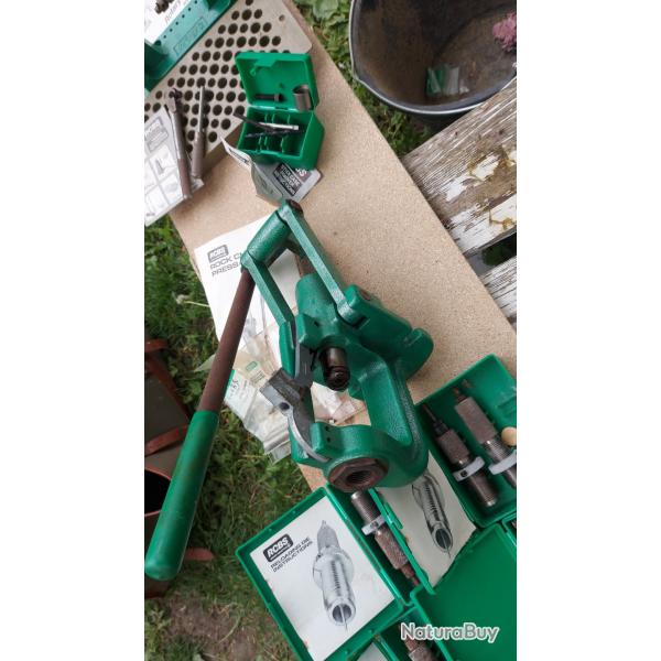 Ensemble d outils de rechargement rcbs.Pour divers calibre dont 9,3x74, 8x68, 280, 9mm para.