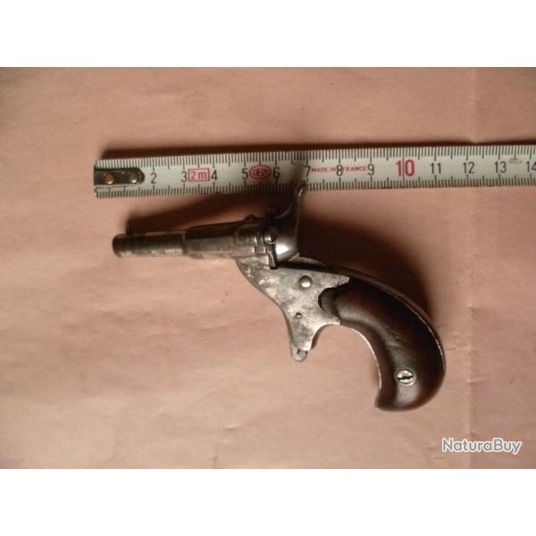 SUPERBE PETIT PISTOLET DE CYCLISTE EN CALIBRE 22,TR�S BON ETAT , CAT�GORIE D