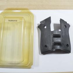 Poign&eacute;e  Grip pour revolver  / pistolet  TAURUS 92 /99 Meriden ct USA  Sile  (26)