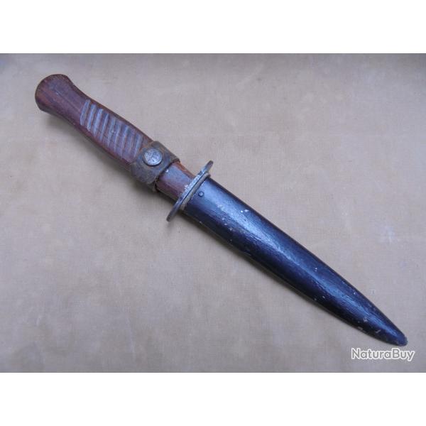 Beau couteau de tranch�e allemand Kampfmesser souvenir de poilu Grande Guerre 1914 1918