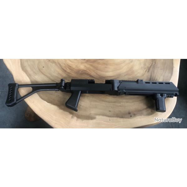 Crosse tactique  hk g36 carabine erma em1 m70 22lr crosse pliante upper picatinny avec poignee.