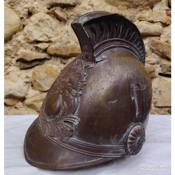 casque sapeurs pompiers 19 eme siecle , petit cimier en laiton superbe