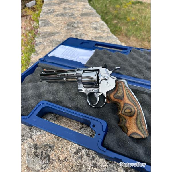 Colt python 6 pouces inox chrome de 1983