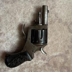 Revolver