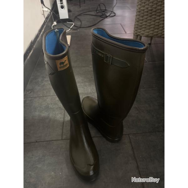 BOTTES LE CHAMEAU VIERZONORD T42 - �TAT NEUF".