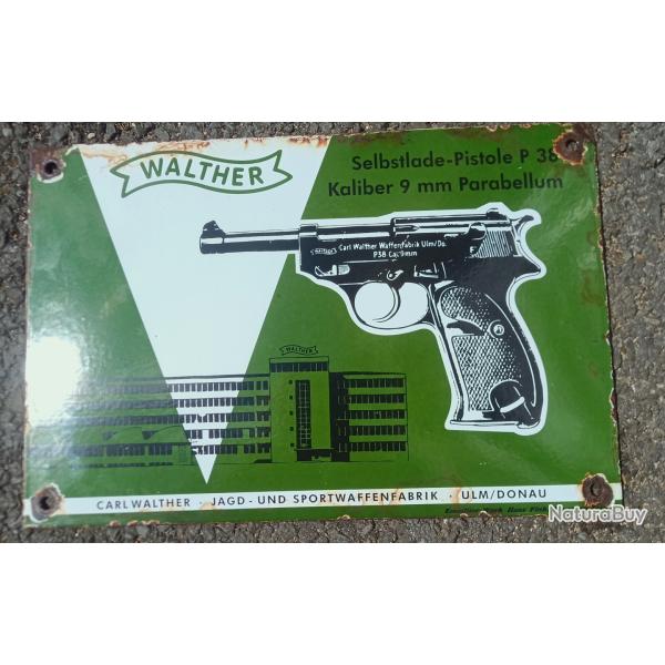 PLAQUE EMAILLEE PISTOLET P 38 WALTHER