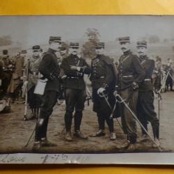 CARTE POSTALE&nbsp;GUERRE DE 14 : GROUPE D'OFFICIERS 1910, ETAT VOIR PHOTO&nbsp; . POUR TOUT RENSEIGNEMENT ME