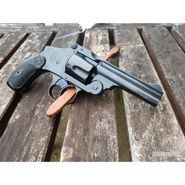 REVOLVER SMITH ET WESSON SAFETY CALIBRE 38 S&W