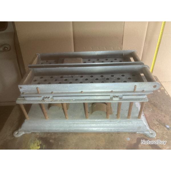 Ancienne machine d'armurier sertisseur rechargement