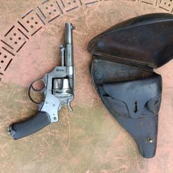 Revolver r&egrave;glementaire mod&egrave;le 1874