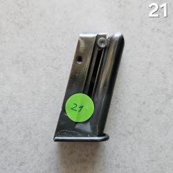 21) 1 chargeur pistolet Walther GSP calibre 22 COURT 22 SHORT (5 coups)