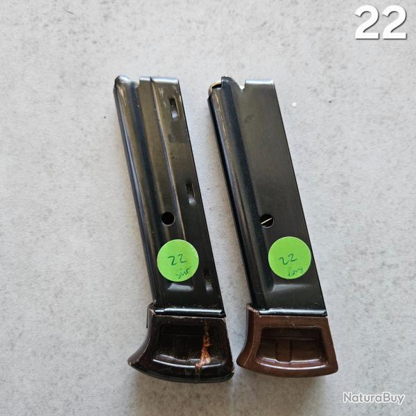 22) 1 chargeur pistolet Walther PP Sport calibre 22LR (10 coups)