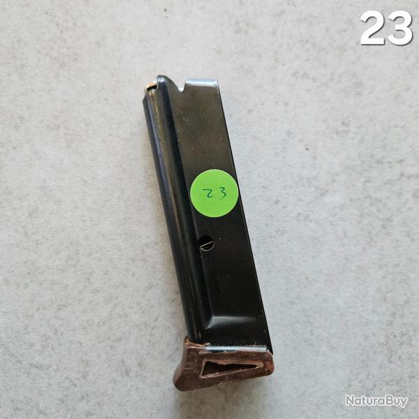 23) 1 chargeur pistolet Walther/Manurhin PP calibre 22LR (10 coups)