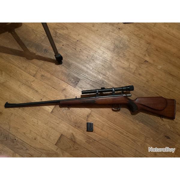 Carabine Ansh�tz en calibre 22 Mag en tr�s bon �tat avec lunette Weaver USA