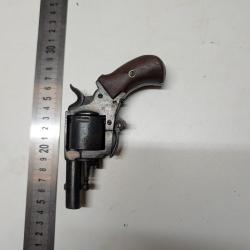 Revolver British bulldog