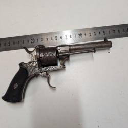 Revolver &agrave; broche