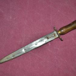 couteau de tranch&eacute;e Trusson complet avec fourreau et sa garde en plomb poilu guerre 14-18