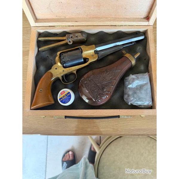revolver poudre noir pietta confederation laiton 36 pn