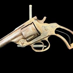 PETIT PRIX!! REVOLVER THAME &acute;S ARMS  cal. 32SW num&eacute;ro de s&eacute;rie 4910