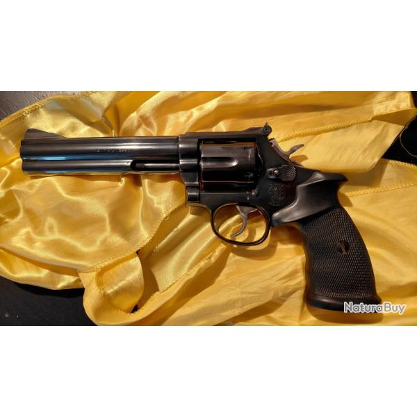 SMITH & WESSON 586 6"