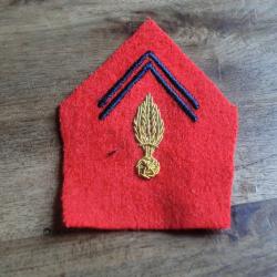 insigne tissu brod&eacute;e or patte de col  officier artillerie