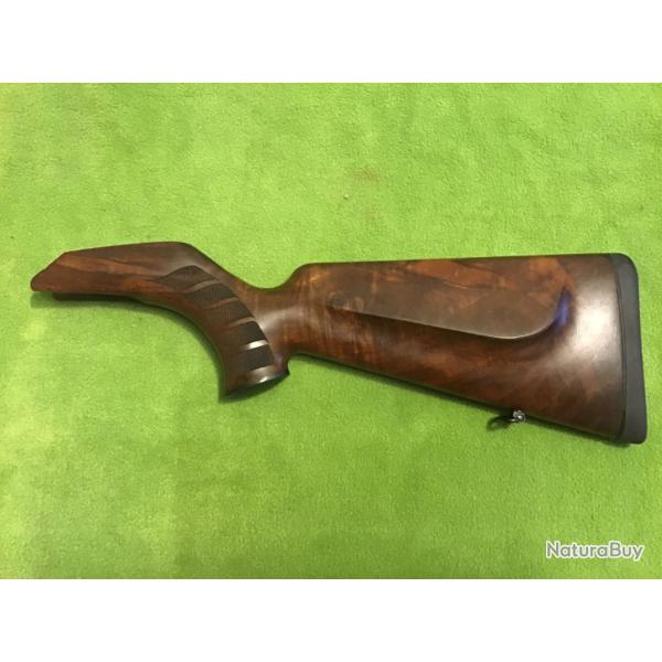 CROSSE EN BOIS NOYER  GRADE 3  POUR MERKEL RX HELIX