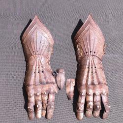 Gauntlents d armure de style armure