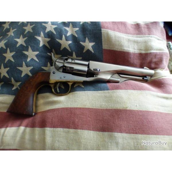 revolver 1860 centaure modele 44 marchall + 2 boites amorces et 124 ogives pour le tir r�cr�atif