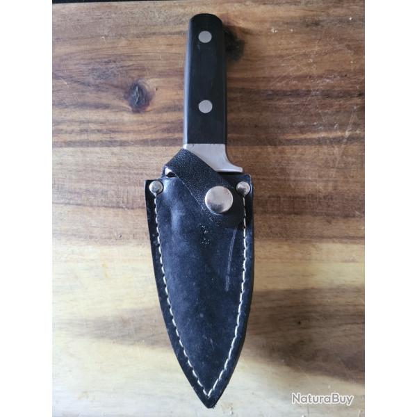 Couteau de botte
