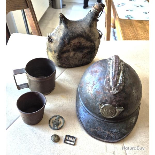 Lot militaire ww1 (casque Adrian et gourde)