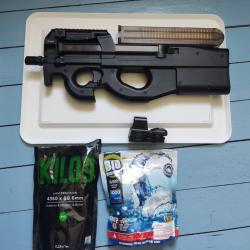 r&eacute;plique airsoft P90 Cyma CM.060