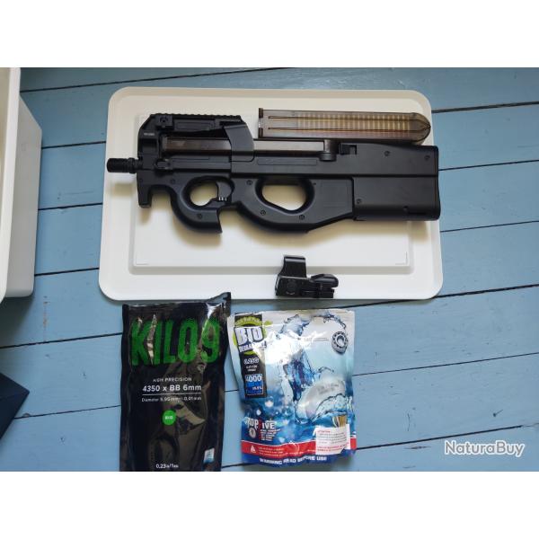 r�plique airsoft P90 Cyma CM.060