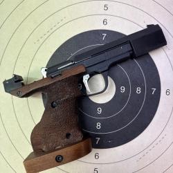 Pistolet UNIQUE DES 69 CAL22LR