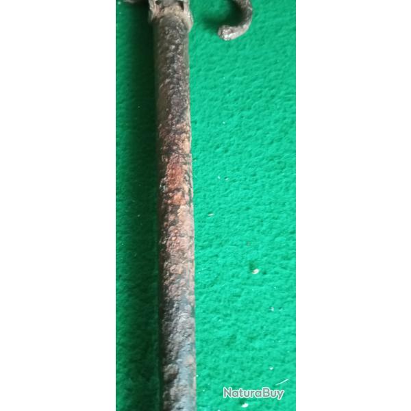 Ancienne ba�onnette Lebel avec son fourreau