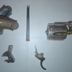 Pi&eacute;ces d&eacute;tach&eacute;es pour Smith &Wesson Hand Ejector First Model en  32 SWLong