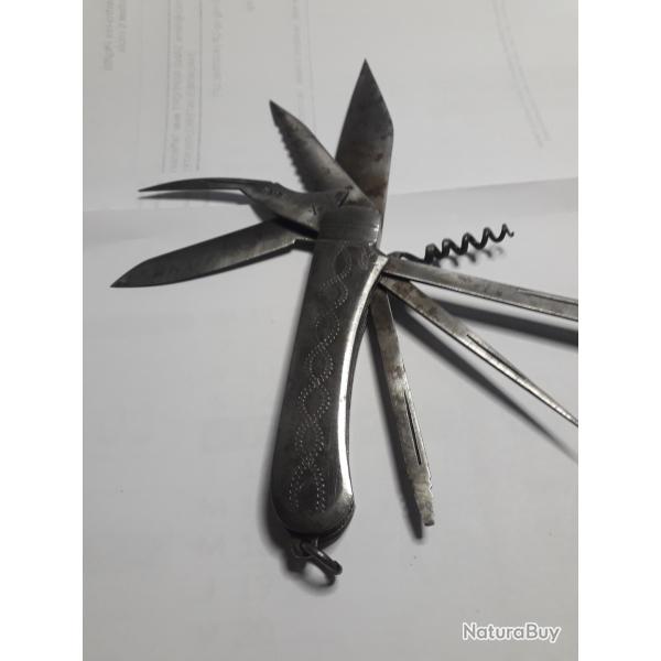 Couteau multilames fabriqu� en Inde