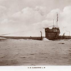 Carte postale H.M. Submarine L.18 -N&deg;8129