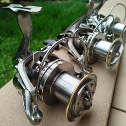 Lot de trois moulinets 14000