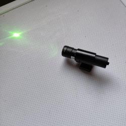 Laser point vert