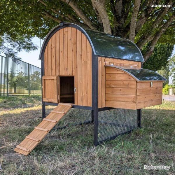 Poulailler Isol� Poulailler Guyancourt Abri 5-8 poules Toit M�tal ROBUSTE coq cielterre-commerce