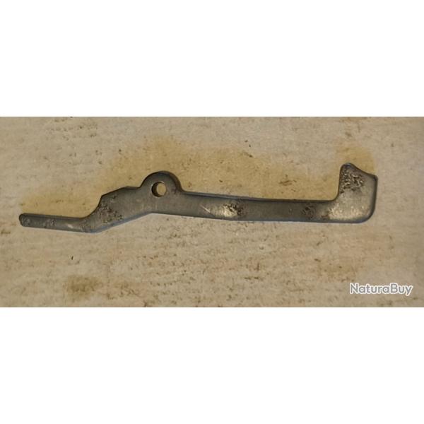 mossberg 500 ATP 12/76 : pi�ce de blo� d�tente (1999a)