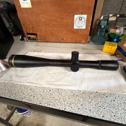 Lunette leupold 45x45 id&eacute;al benchrest rimefire