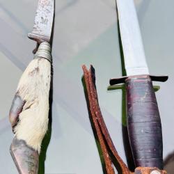 Lot de 2 couteaux anciens : Poignard Sabatier Inox (style Scout/Militaire) +Couteau de chasse