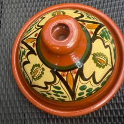 Tajine c&eacute;ramique, GM, tr&egrave;s bon &eacute;tat.
