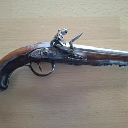 Pistolet &agrave; silex