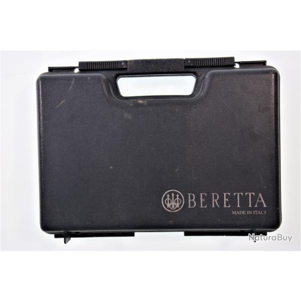 Lot BERETTA 92 F : mallette, plaquettes d'origine, holster
