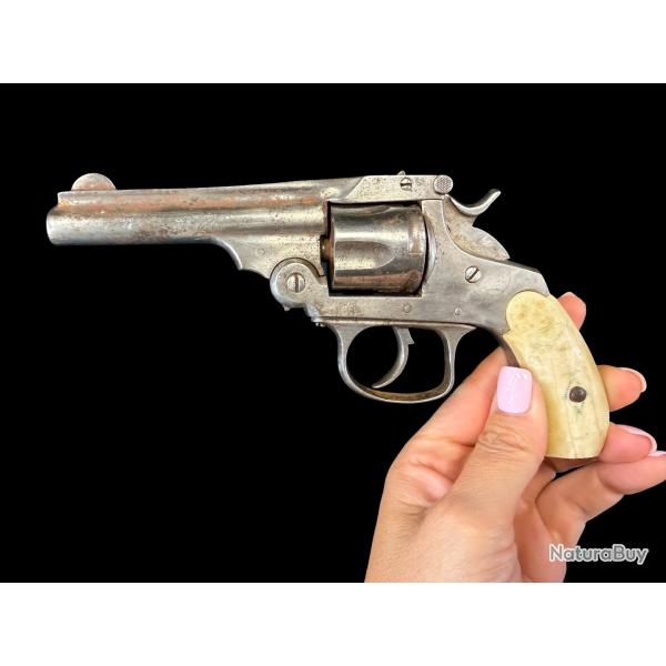 REVOLVER TYPE SMITH &WESSON cal 38sw num�ro de s�rie 661