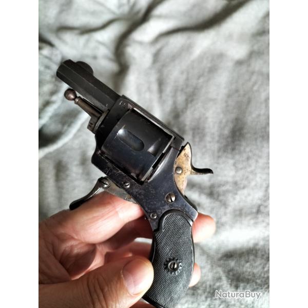 Bulldog 320 avec s�curit� cat�gorie D