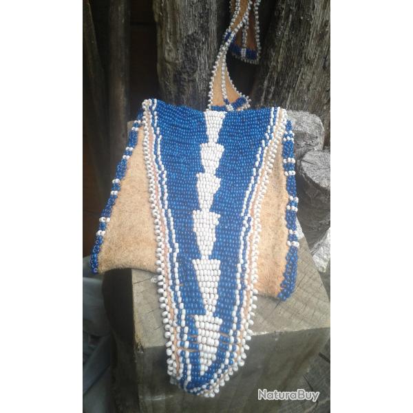 Pochette perl�e de style am�rindienne