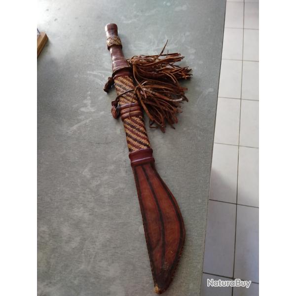 �p�e tribal africain pour d�co lame martel�e